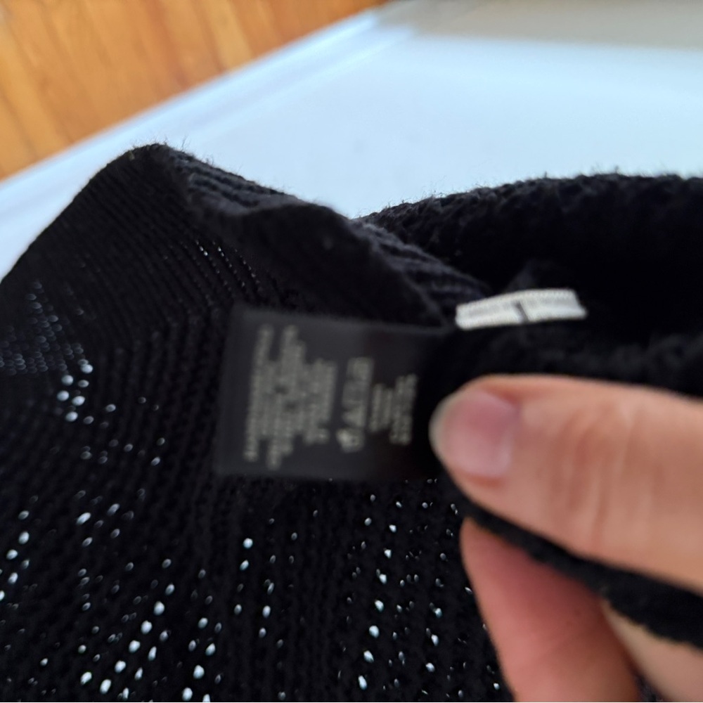 Ann Taylor Black Mesh Knit Woven Sweater. Women’s Small. - Picture 6 of 9